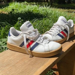 ADIDAS Grand Court unisex M/7 W/8